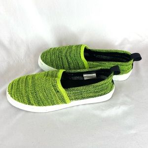 Kids Revo Slip On Sneakers - size 3